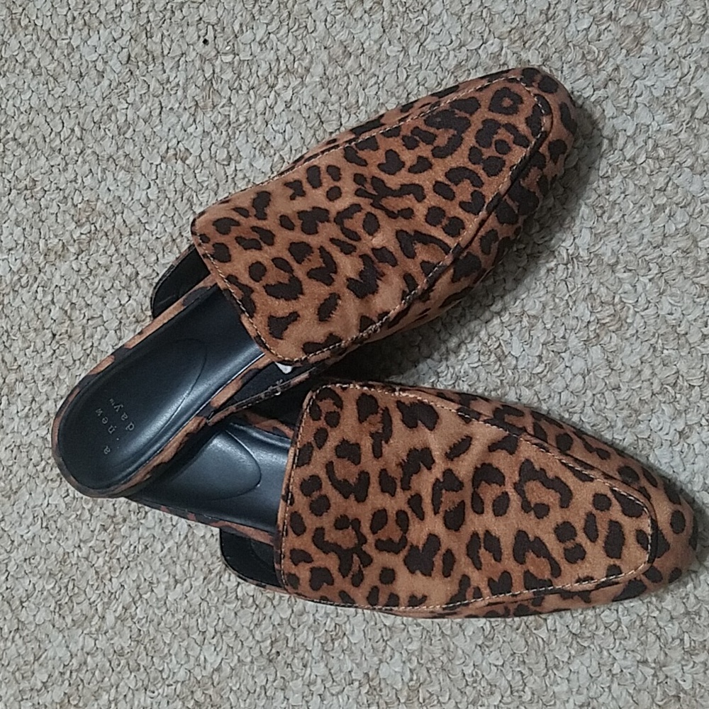 Cheetah Mules-Sz 9